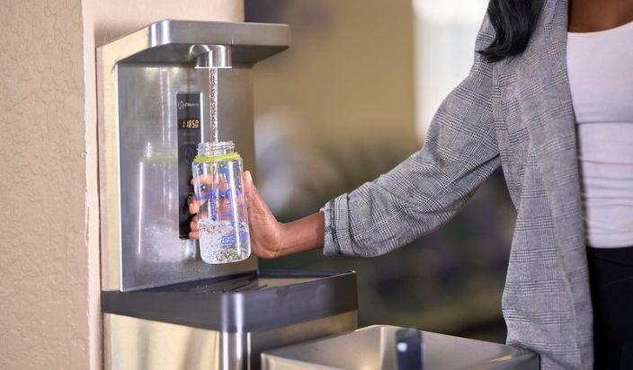 Fontaine à boire avec remplisseur de bouteille sans contact haut volume pour les grandes entreprises ELKAY